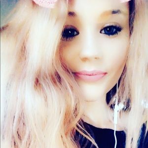 Meet your Posher, Skylar